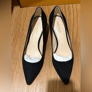 Nine West 7IKE Black Suede Pointed Toe Block Heels Size 7 M